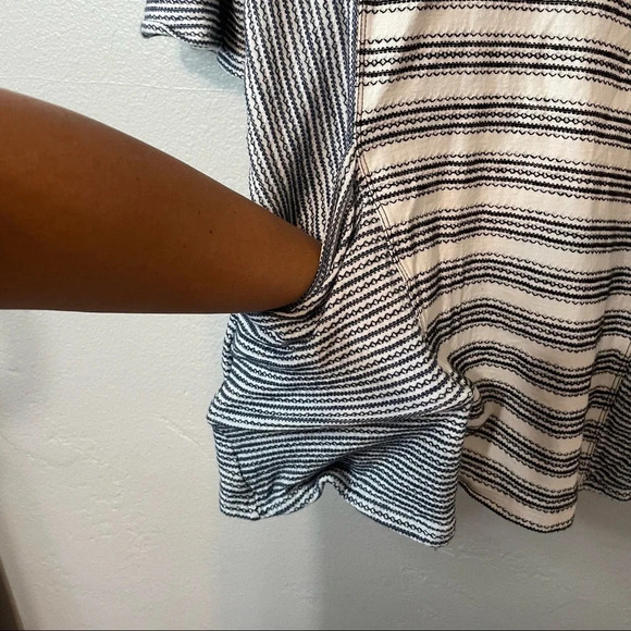 BCBGMaxAzria Lani Tie Front Striped Knit Dress 100% Cotton - Picture 3 of 8